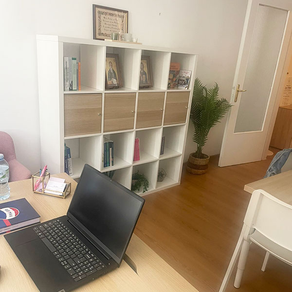 PLATI ZOI - CAREER EXPERT: Φωτογραφίες & Βίντεο