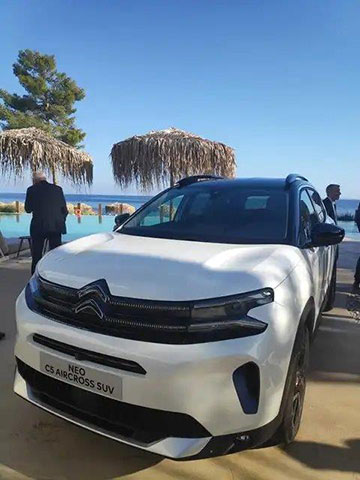 PONTIKIS CITROEN & PEUGEOT: Φωτογραφίες & Βίντεο