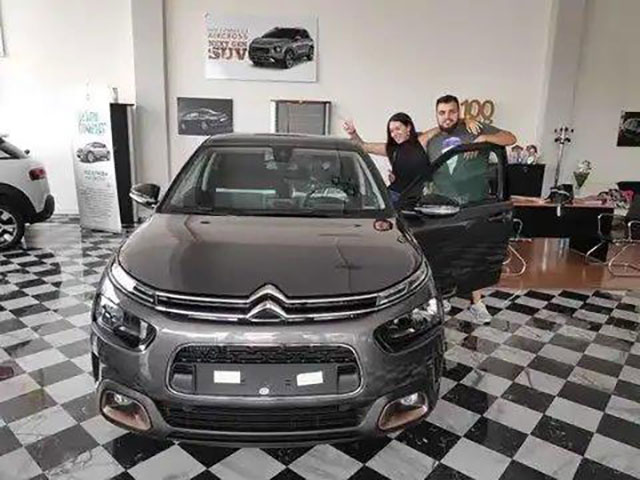 PONTIKIS CITROEN & PEUGEOT: Φωτογραφίες & Βίντεο