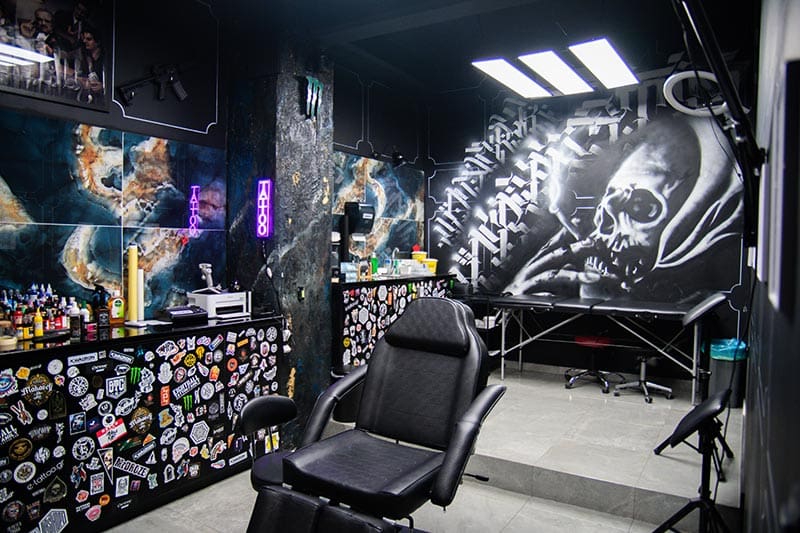 RAMSES TATTOO STUDIO: Φωτογραφίες & Βίντεο