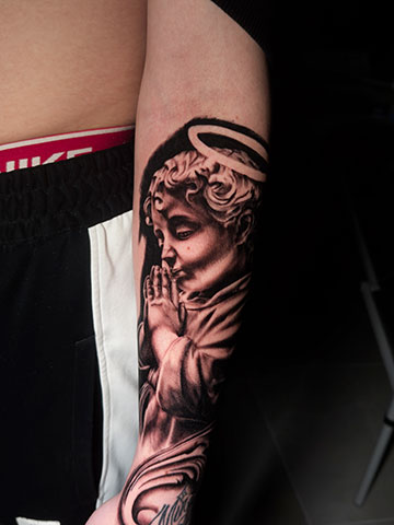 RAMSES TATTOO STUDIO: Φωτογραφίες & Βίντεο