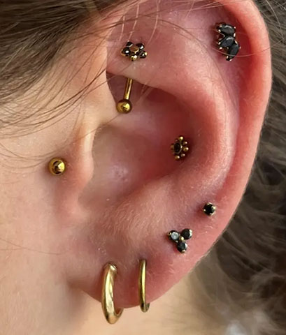 RAPSODY TATTOOS: Φωτογραφίες & Βίντεο