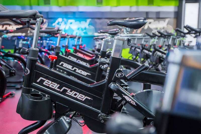 REALFIT: Φωτογραφίες & Βίντεο