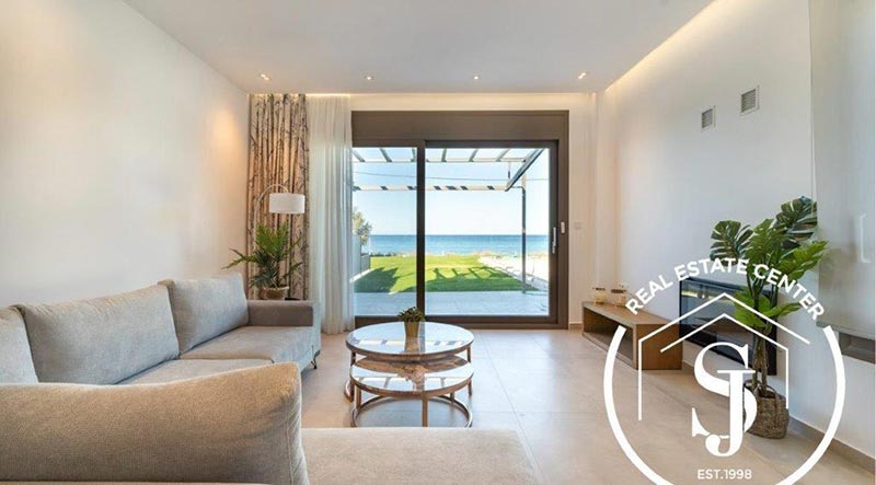 REAL ESTATE CENTER: Φωτογραφίες & Βίντεο