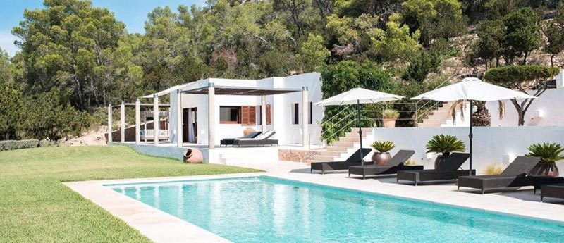 REAL ESTATE CENTER: Φωτογραφίες & Βίντεο