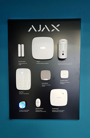 REAL SECURITY SYSTEMS: Φωτογραφίες & Βίντεο