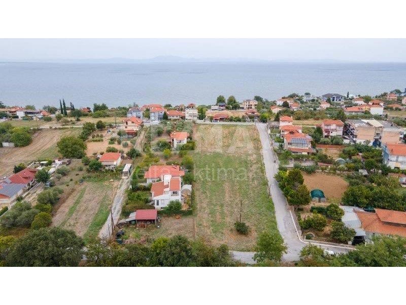RE/MAX DELTA - KTIMA: Φωτογραφίες & Βίντεο
