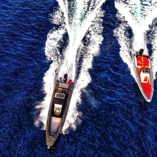 RENT YOUR BOAT: Φωτογραφίες & Βίντεο