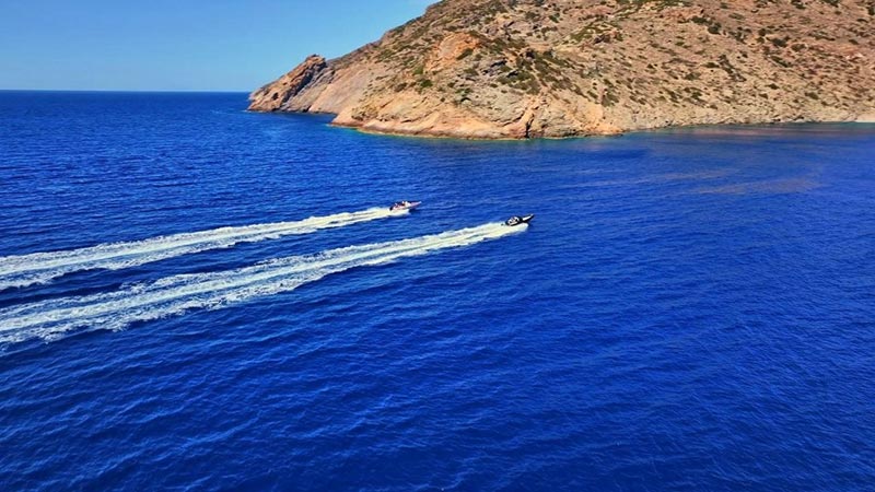RENT YOUR BOAT: Φωτογραφίες & Βίντεο