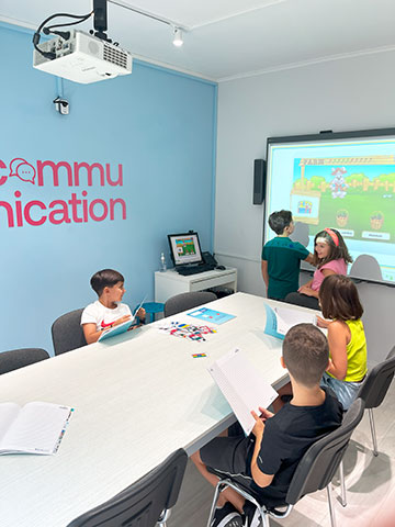 RETHINK EDUCATION: Φωτογραφίες & Βίντεο