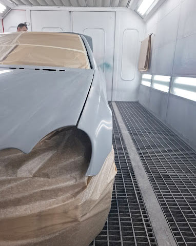 REVIVE AUTO BODY WORK SHOP: Φωτογραφίες & Βίντεο
