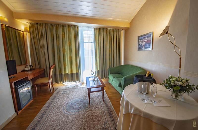 REX HOTEL: Φωτογραφίες & Βίντεο