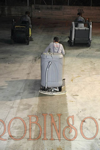 ROBINSON - ΝΤΑΒΛΟΥΡΟΣ ΑΘΑΝΑΣΙΟΣ: Φωτογραφίες & Βίντεο