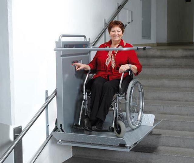 Lifting Systems with Seat for disabled people - Stair lifts for disabled people