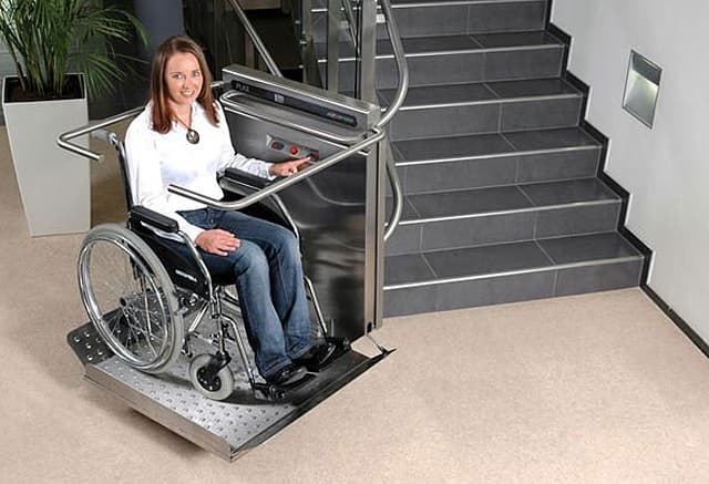 Lifting Systems with Seat for disabled people - Stair lifts with platform for disabled people