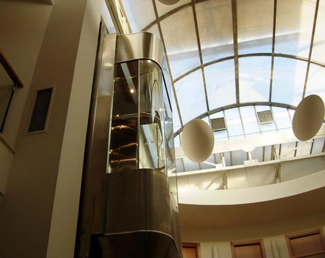 External elevator with Panoramic Chamber