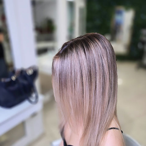 ROYAL HAIR & SPA: Φωτογραφίες & Βίντεο