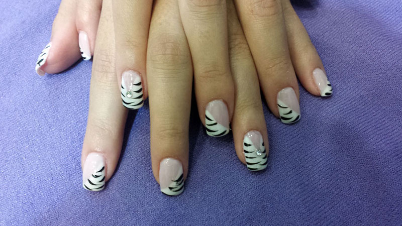 SAIDA NAIL SPA: Φωτογραφίες & Βίντεο