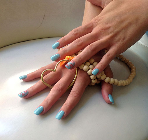 SAIDA NAIL SPA: Φωτογραφίες & Βίντεο