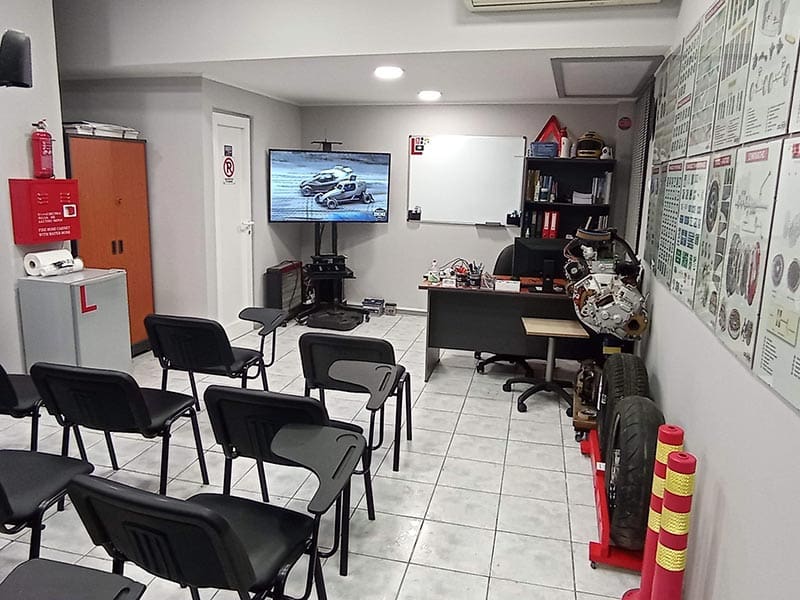 ΣΑΛΜΑΣ ΒΑΣΙΛΗΣ: Φωτογραφίες & Βίντεο