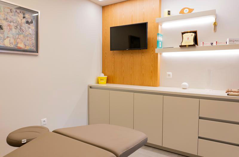 SARLIKIOTIS THOMAS - ATHENS ORTHOCARE: Φωτογραφίες & Βίντεο