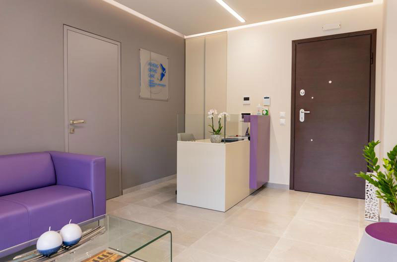 SARLIKIOTIS THOMAS - ATHENS ORTHOCARE: Φωτογραφίες & Βίντεο