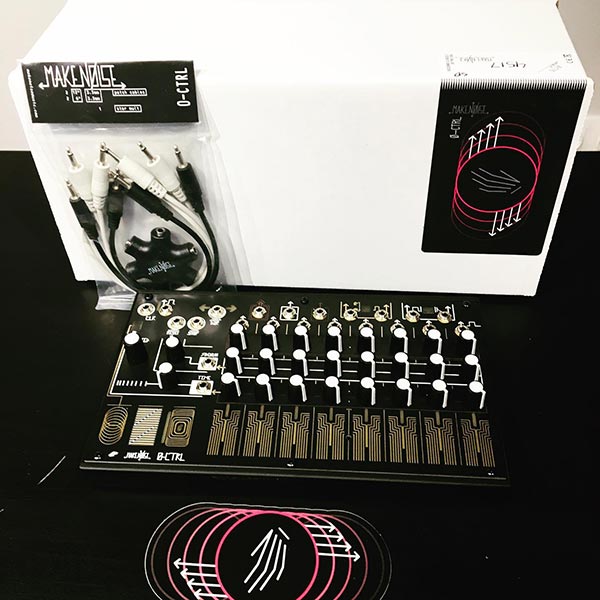S.F.R. - SYNTHESIZER.GR FABRIKA RECORDS Ε.Ε.: Φωτογραφίες & Βίντεο