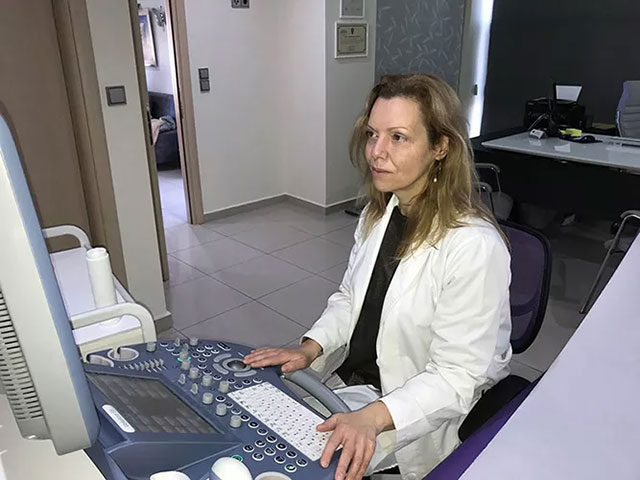 SIMOU KATERINA: Φωτογραφίες & Βίντεο