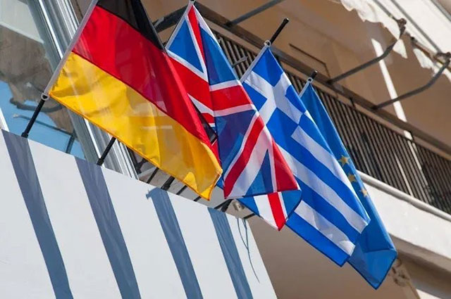SIMPLY ENGLISH: Φωτογραφίες & Βίντεο