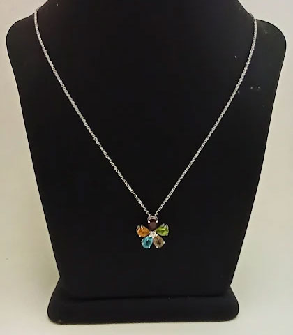 SINOS JEWELRY: Φωτογραφίες & Βίντεο