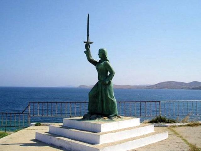 Mirina Port