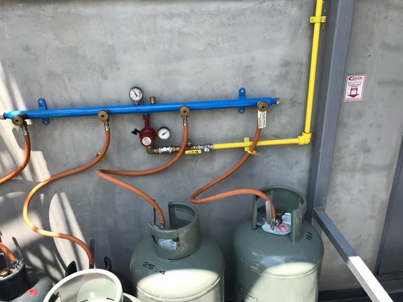 Συστοιχία φιαλών υγραερίου Coral Gas