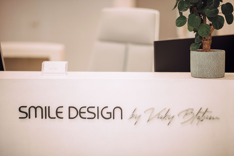 SMILE DESIGN BY VICKY BLETSIOU - BLETSIOU VIKY: Φωτογραφίες & Βίντεο