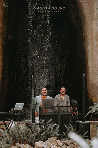 SMOOTH SOUND ENTERTAINMENT: Φωτογραφίες & Βίντεο