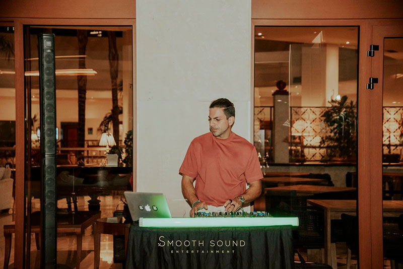 SMOOTH SOUND ENTERTAINMENT: Φωτογραφίες & Βίντεο