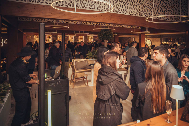 SMOOTH SOUND ENTERTAINMENT: Φωτογραφίες & Βίντεο