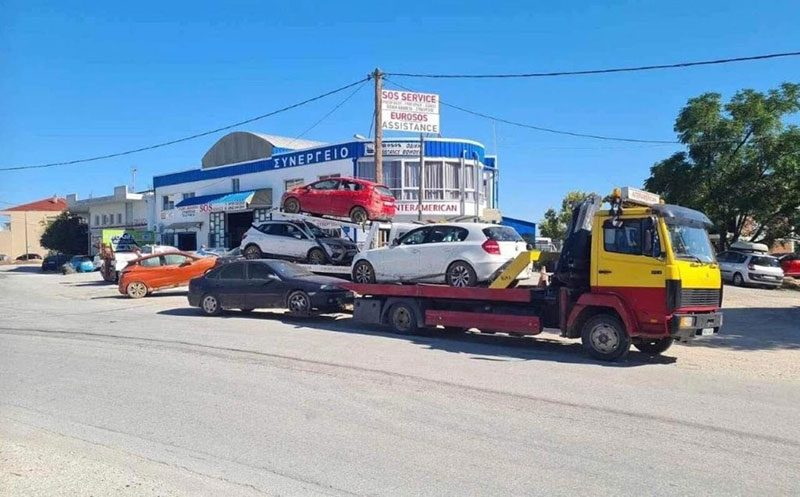 SOS SERVICE: Φωτογραφίες & Βίντεο