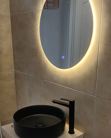 SPIROU BATH & TILE: Φωτογραφίες & Βίντεο