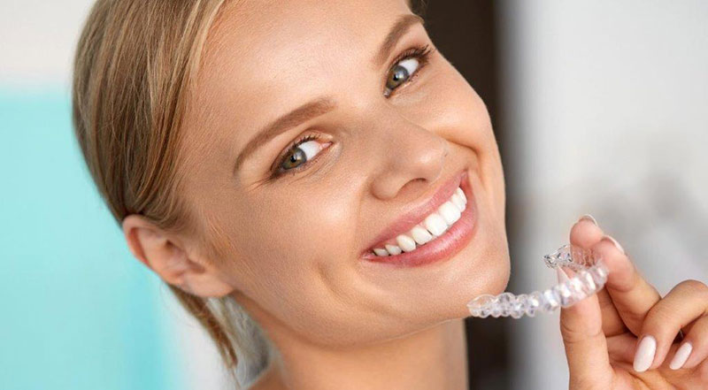 Ορθοδοντική με τη μέθοδο Invisalign