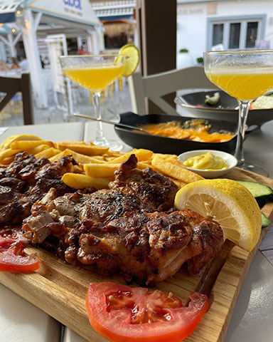 STEAKY GRILL HOUSE: Φωτογραφίες & Βίντεο