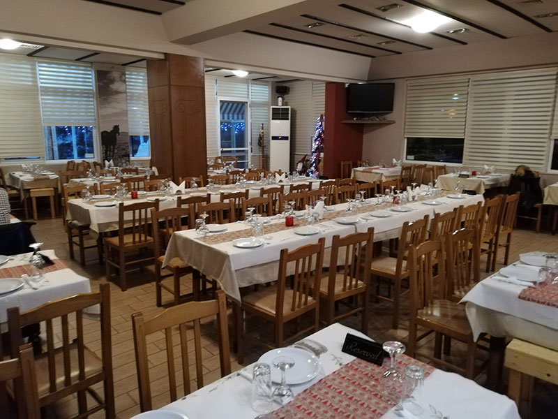 ΣΤΟΥ ΚΟΡΩΝΑ: Φωτογραφίες & Βίντεο