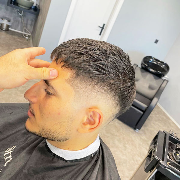 STREET BARBERS: Φωτογραφίες & Βίντεο