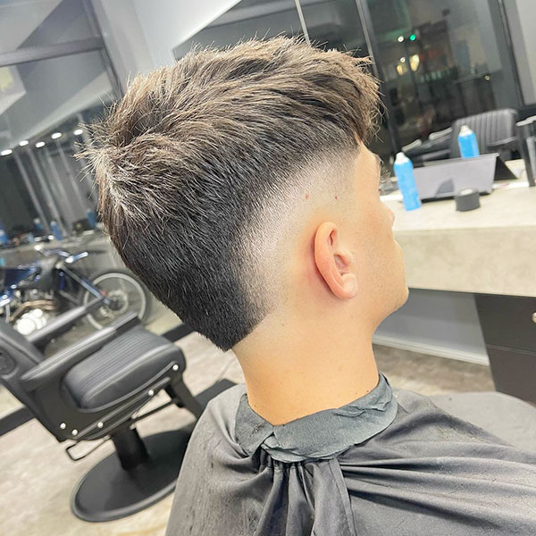 STREET BARBERS: Φωτογραφίες & Βίντεο