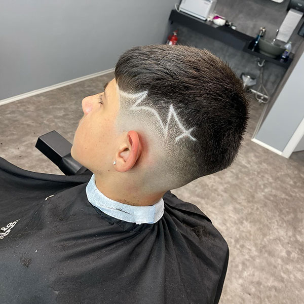 STREET BARBERS: Φωτογραφίες & Βίντεο