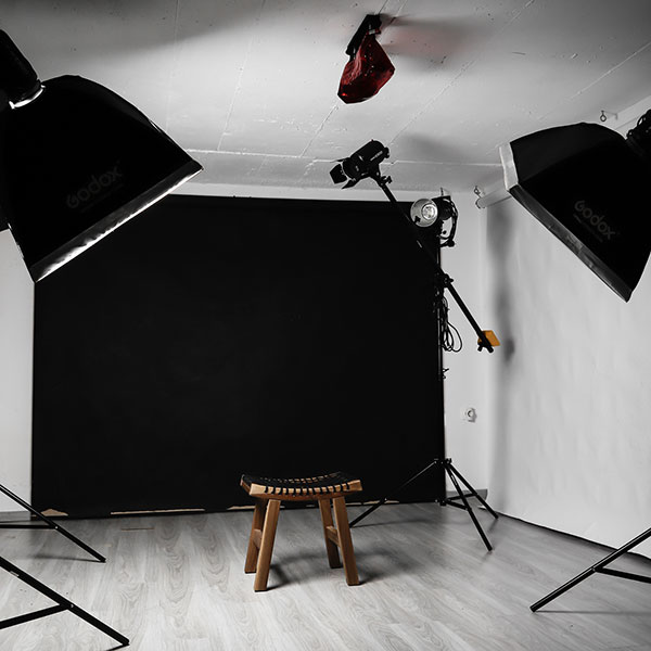 STUDIO 2.8 KOROPI BY ANTZY HOUNTA: Φωτογραφίες & Βίντεο