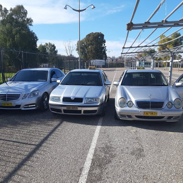 TAXI AMALIADAS: Φωτογραφίες & Βίντεο