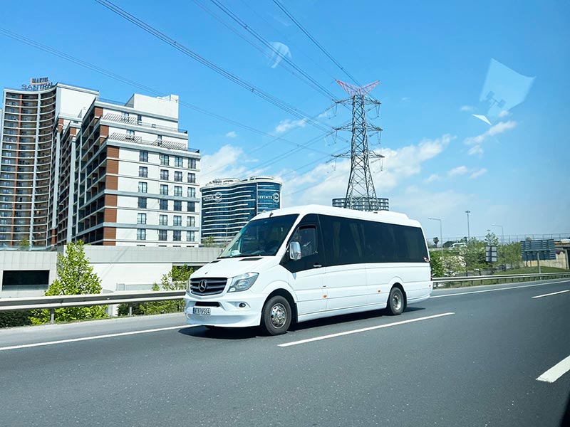 TAXI VAN 9: Φωτογραφίες & Βίντεο