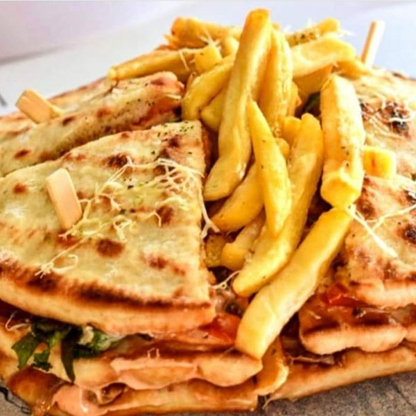 TA SOUVLAKIA TOU BEKA: Φωτογραφίες & Βίντεο