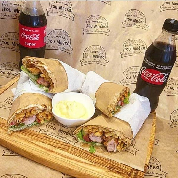 TA SOUVLAKIA TOU BEKA: Φωτογραφίες & Βίντεο