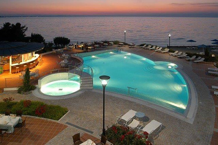 TEMPI HOLIDAYS - KANAKIS: Φωτογραφίες & Βίντεο